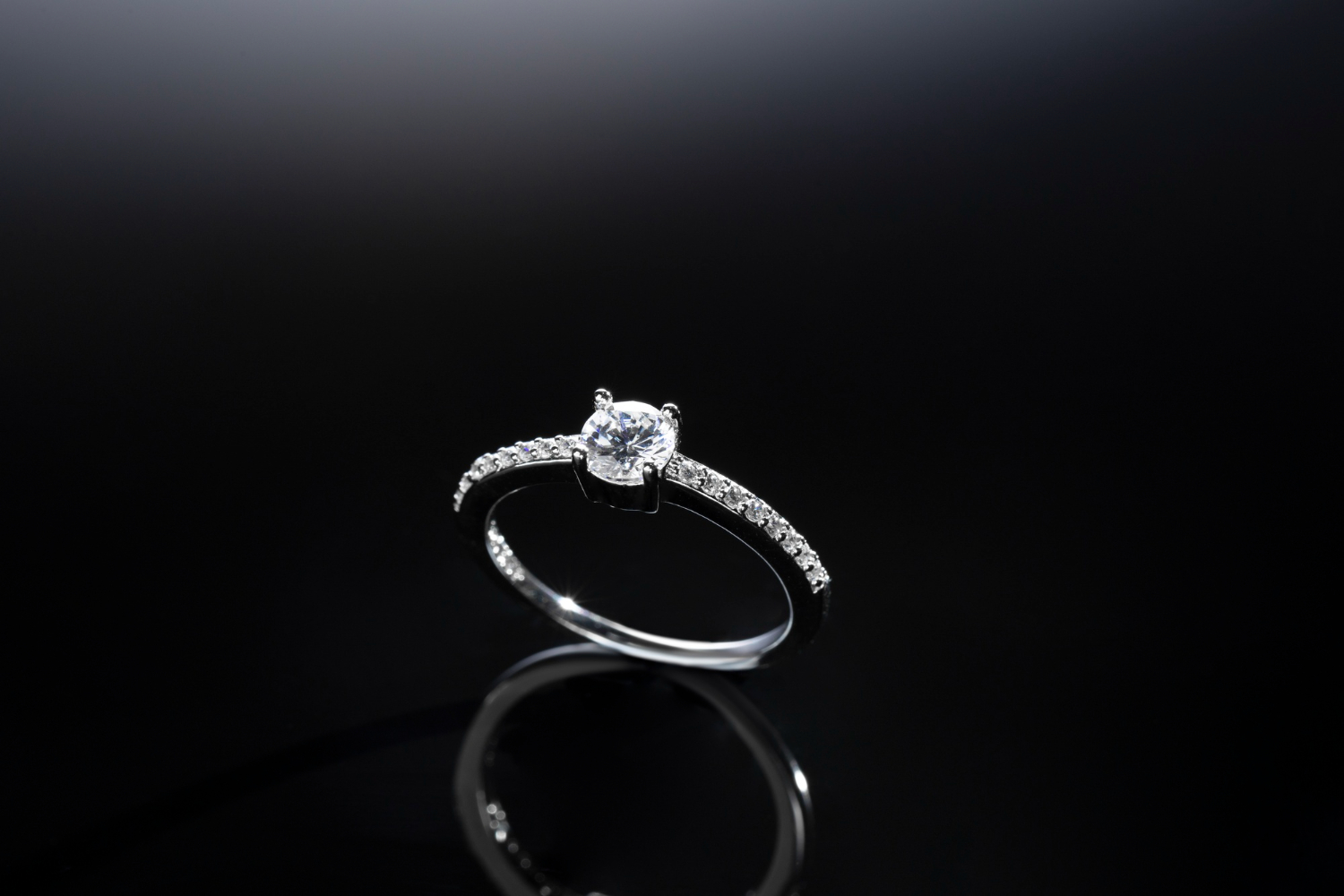 Center Diamond 4Cs and Engagement Ring Inspection