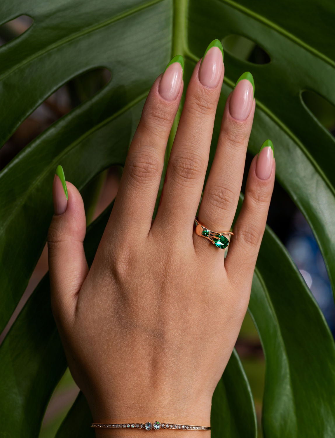 Colored Gemstone Clarity, Natural Inclusions, Heat Treatment, and Oiling Inspection